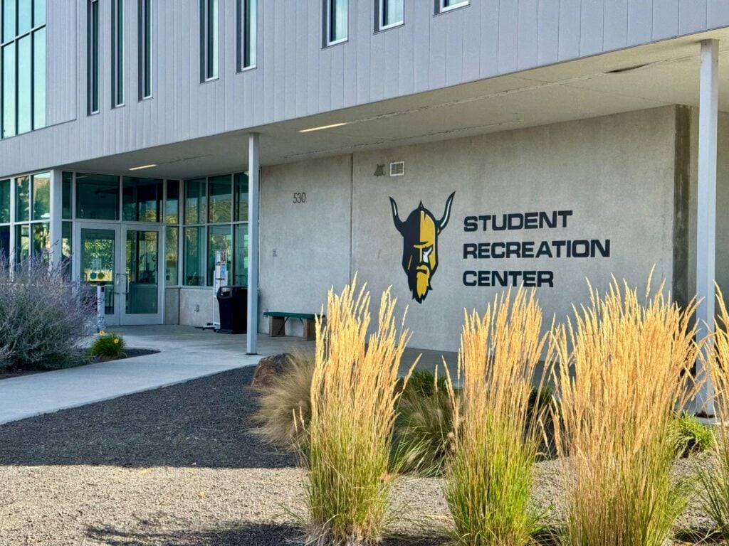student rec center front entrance